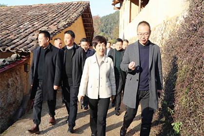 我院朱万峰院长与王晓峰、阎福斌等一行考察闽浙赣苏区红色旅游发展